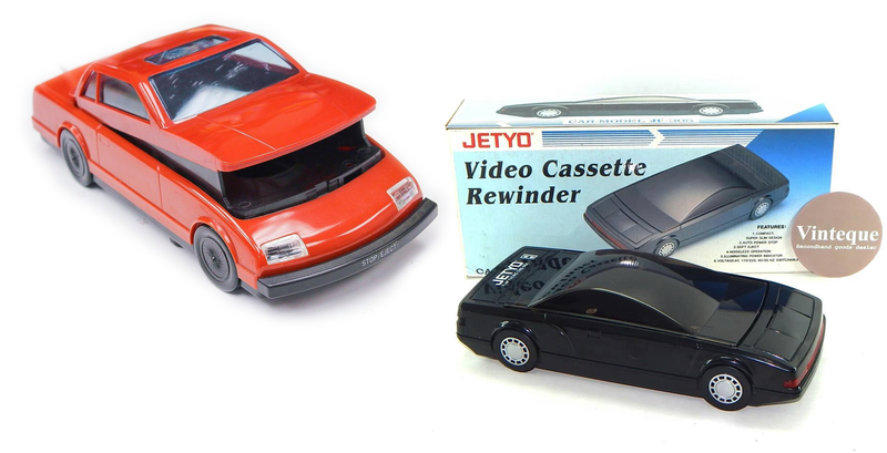 Illustration for article titled This Has to Be the Most Uselessly Obsolete Car-Related Thing You Can Own